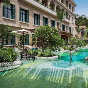 Отель Rosewood *****